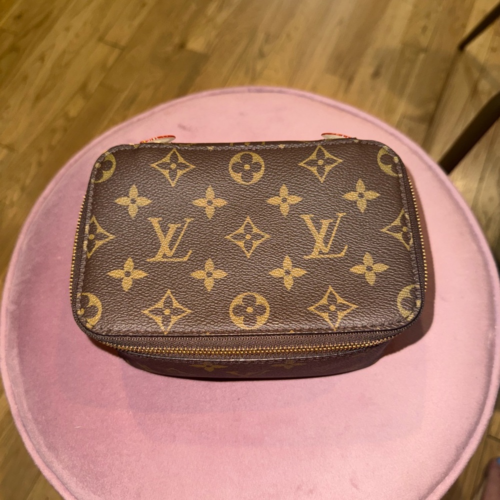 Louis Vuitton Packing Cube PM